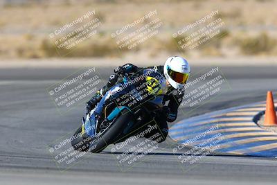 media/Jan-09-2022-SoCal Trackdays (Sun) [[2b1fec8404]]/Turn 11 (935am)/